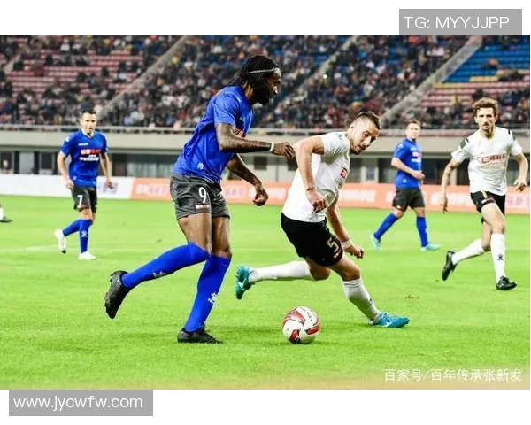 张新发2019年足球明星风采展现与成就回顾 张新发2019年足球明星风采展现与成就回顾