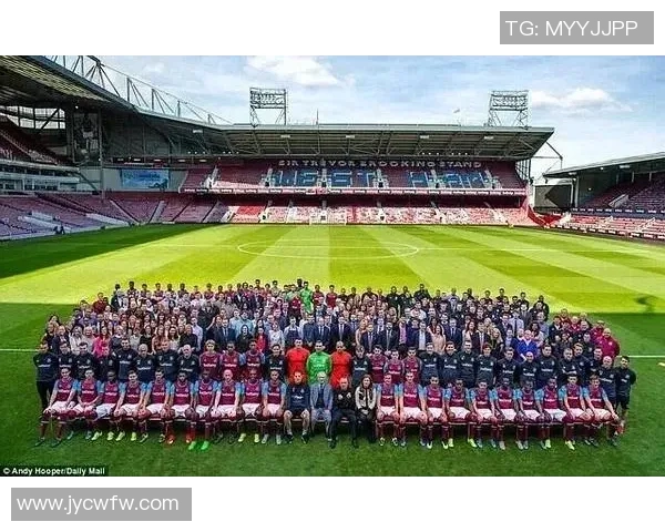 南京足球队心理素质提升之路探讨与热议 南京足球队心理素质提升之路探讨与热议