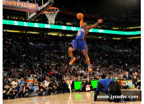 NBA精彩扣篮：飞身暴扣瞬间，篮球世界的惊艳时刻